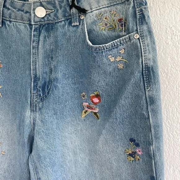 NWT Banjara High Rise Straight Leg Crop Floral Embroidered Jeans Women’s Size 7 - Picture 4 of 8